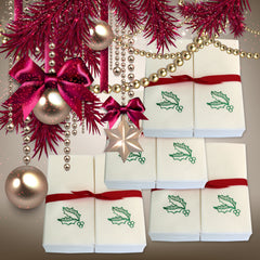 Nature's Linen Disposable Guest Hand Towels Wrapped with a Ribbon 200ct - Christmas / Holiday Collection Embossed with a Holly Leaves